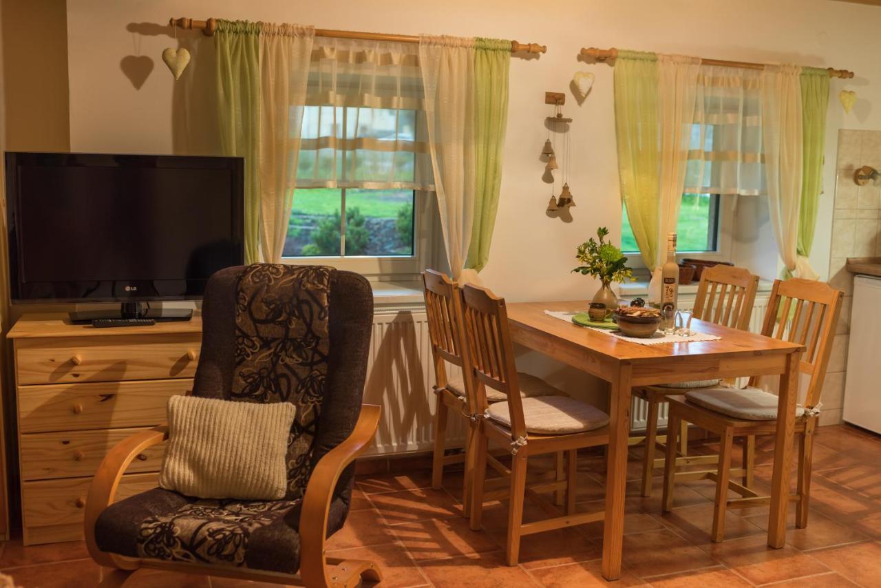 Apartmany Adrspach " U Kozaru " Teplice nad Metuji Exterior photo