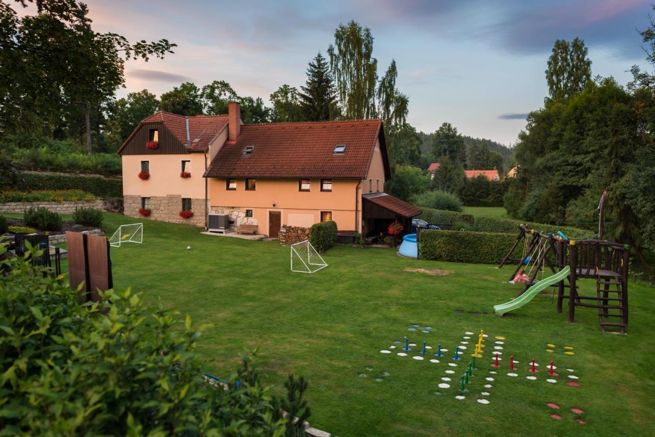 Apartmany Adrspach " U Kozaru " Teplice nad Metuji Exterior photo