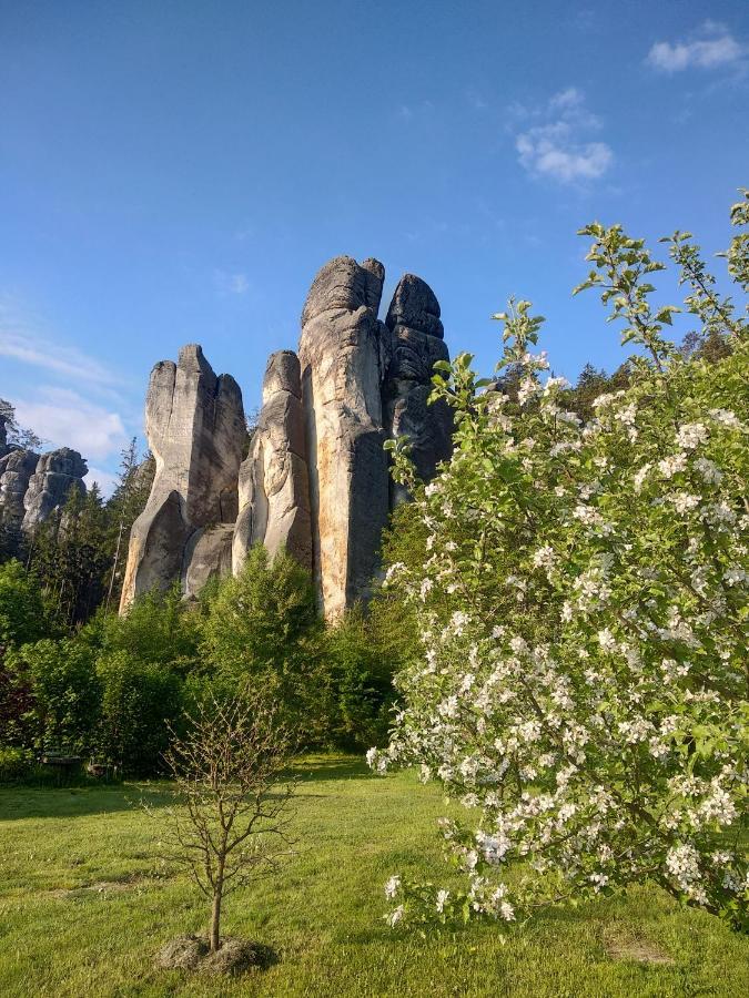 Apartmany Adrspach " U Kozaru " Teplice nad Metuji Exterior photo