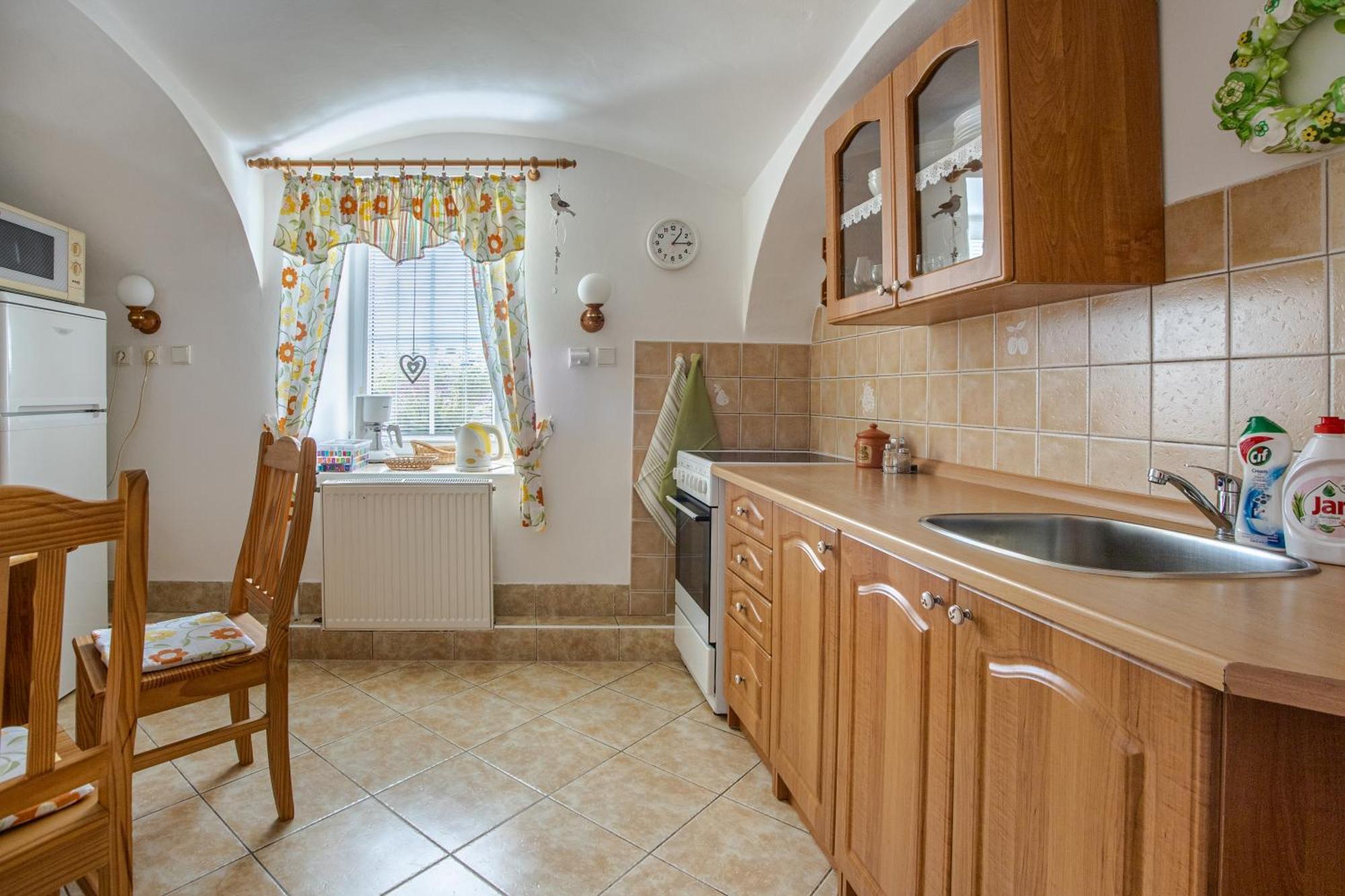 Apartmany Adrspach " U Kozaru " Teplice nad Metuji Exterior photo